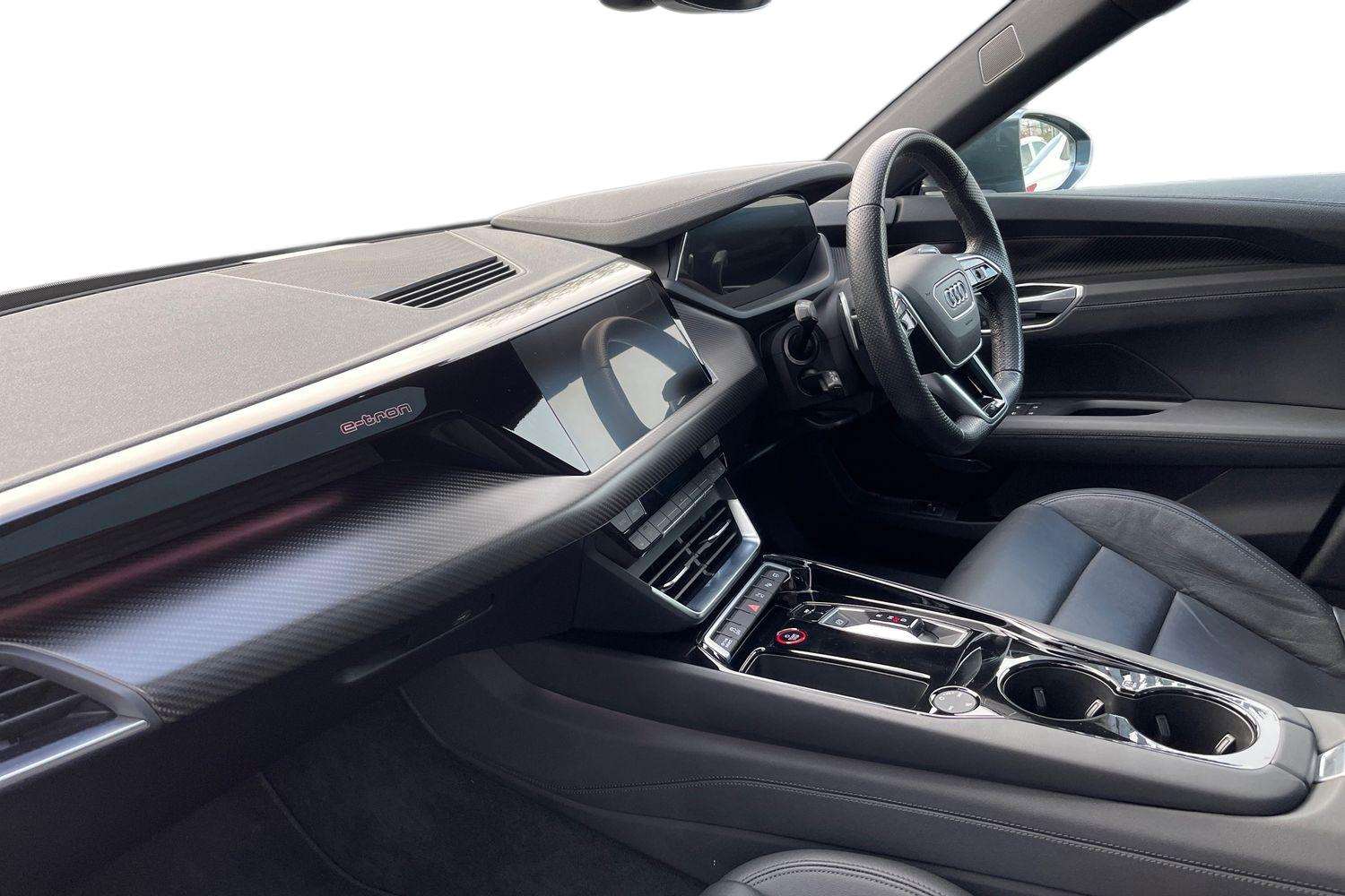 Used Audi e-tron GT 2023 for sale - 76668985: Photo 2