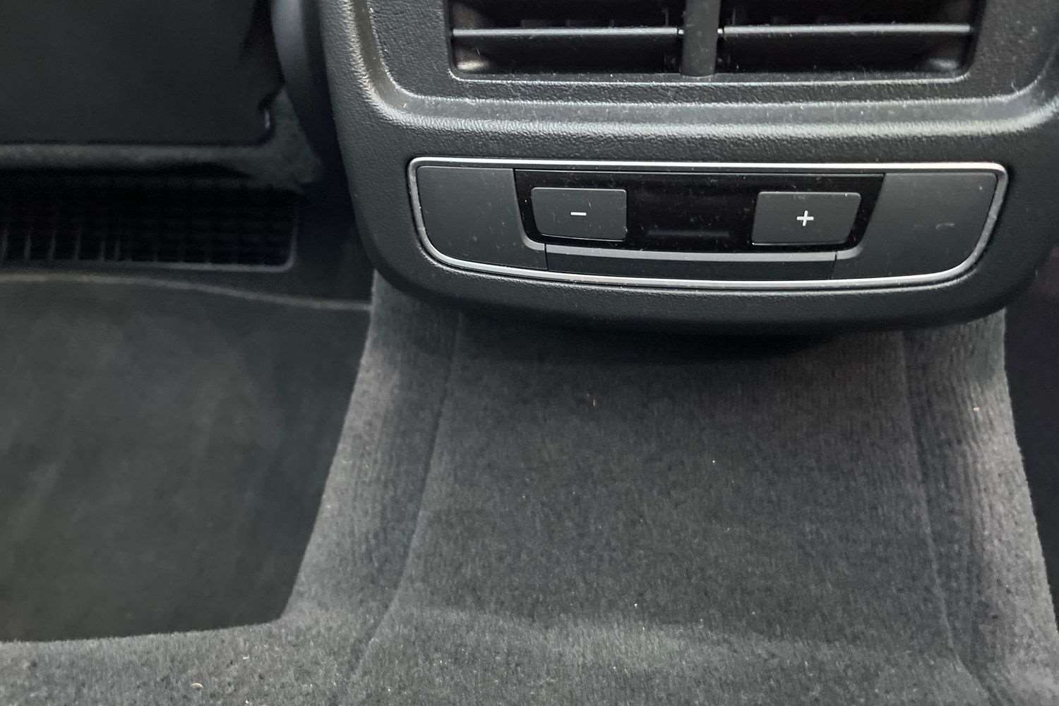 Used Audi e-tron GT 2023 for sale - 76668985: Photo 23