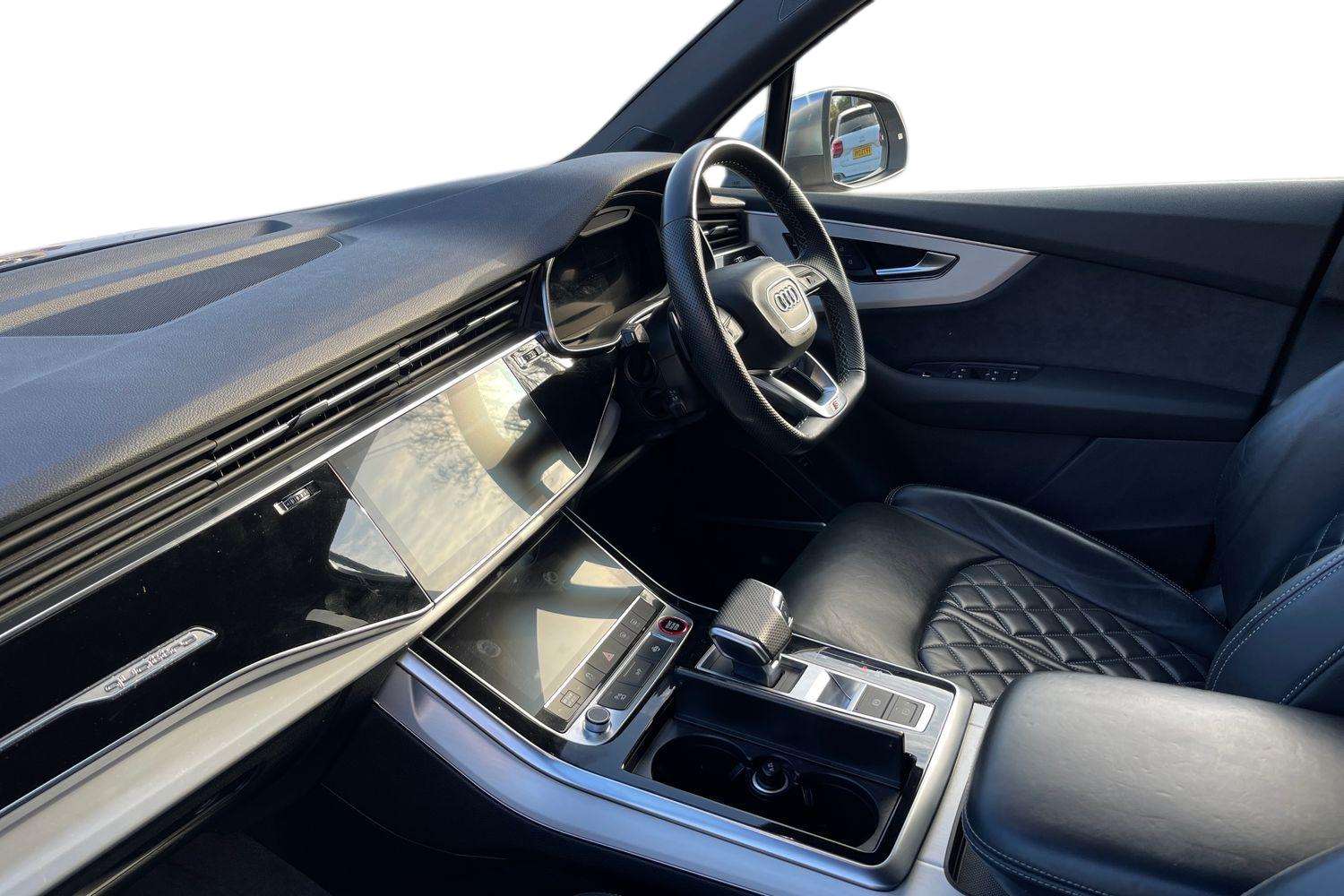 Used Audi Q7 2022 for sale - 76889775: Photo 2