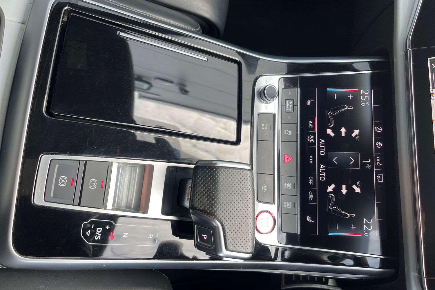 Used Audi Q7 2020 for sale - 76022367: Photo 15