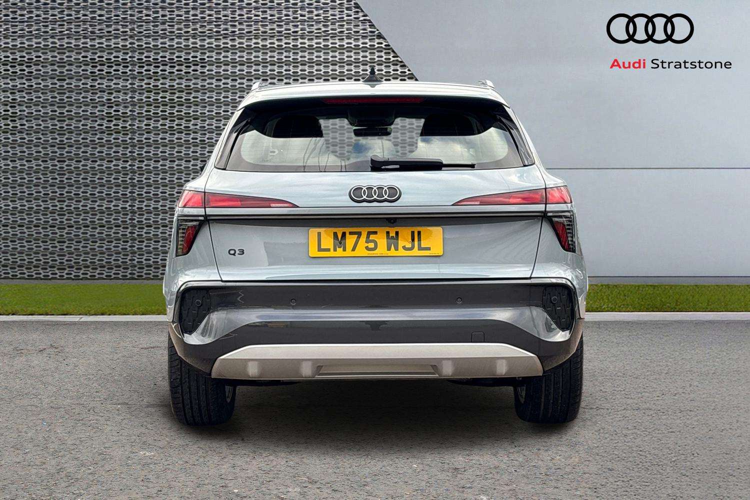 Used Audi Q3 2025 for sale - 77373871: Photo 7