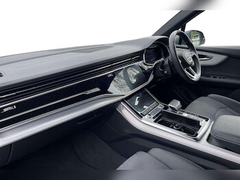 Used Audi Q7 2023 for sale - 78104943: Photo