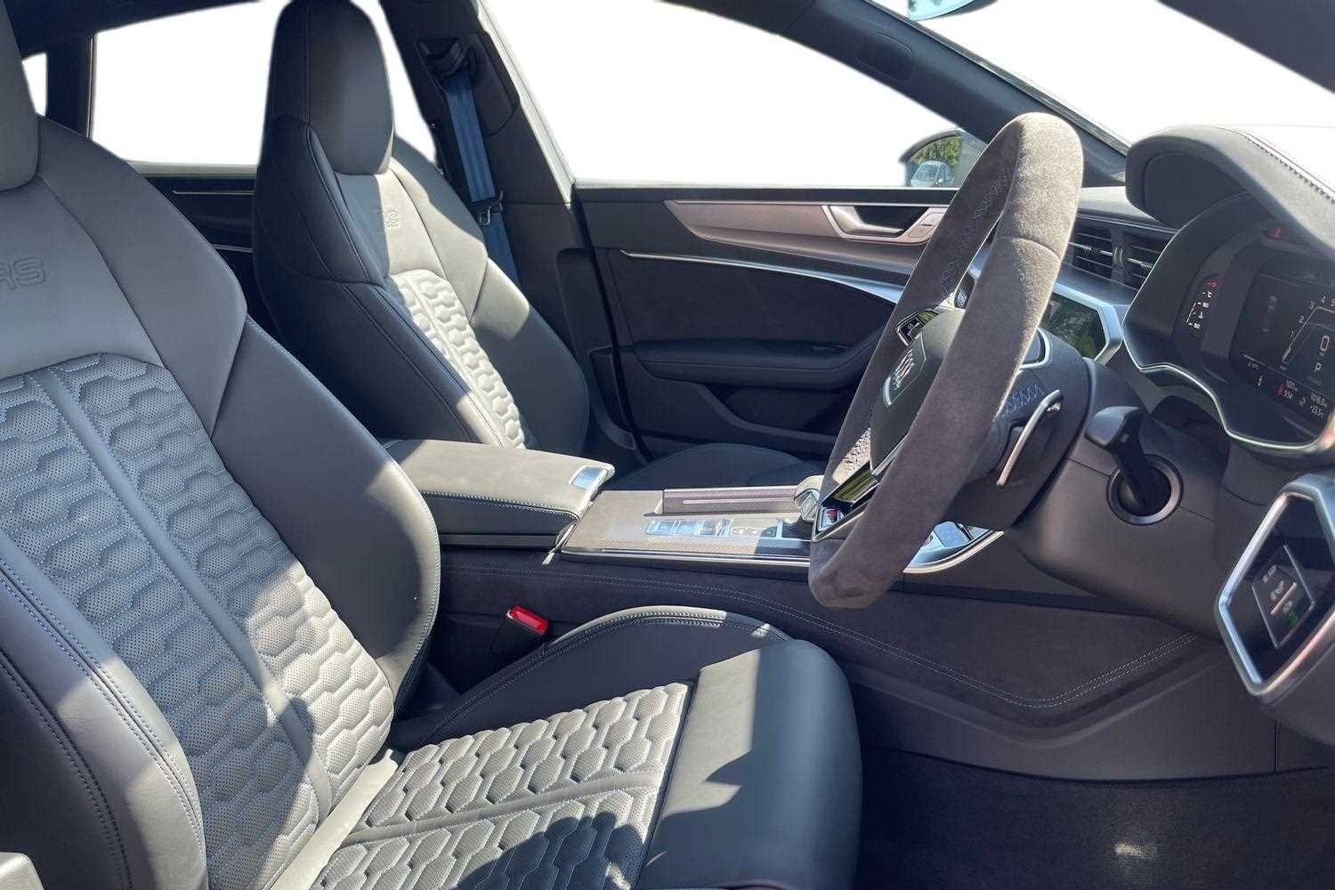 Used Audi RS7 2025 for sale - 76390610: Photo 6