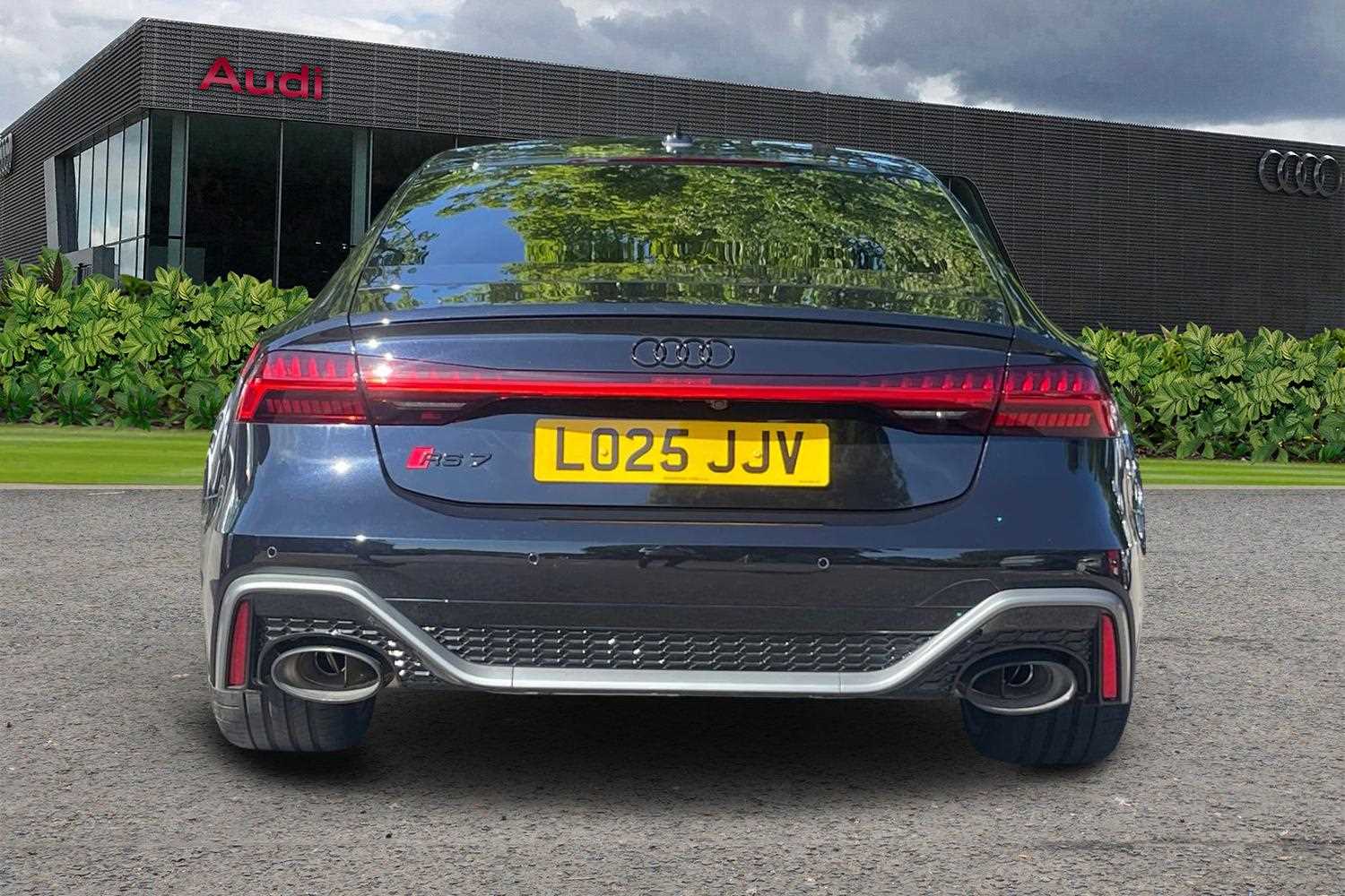 Used Audi RS7 2025 for sale - 76390610: Photo 7