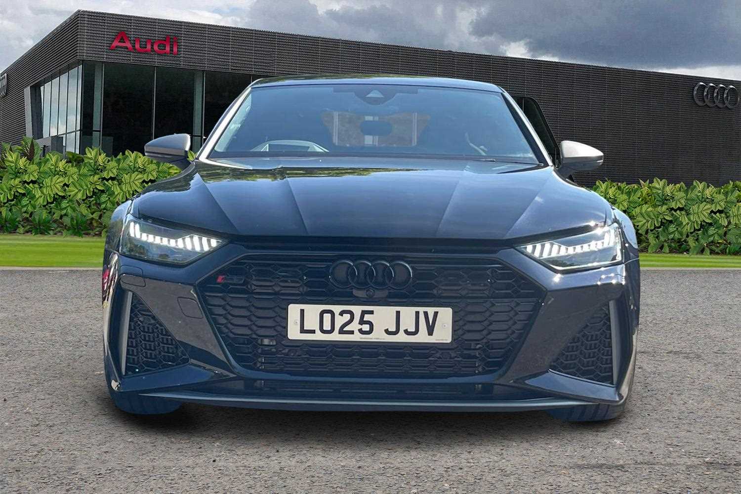 Used Audi RS7 2025 for sale - 76390610: Photo 8