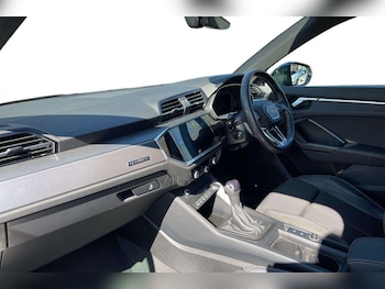 Used Audi Q3 2022 for sale - 78161632: Photo