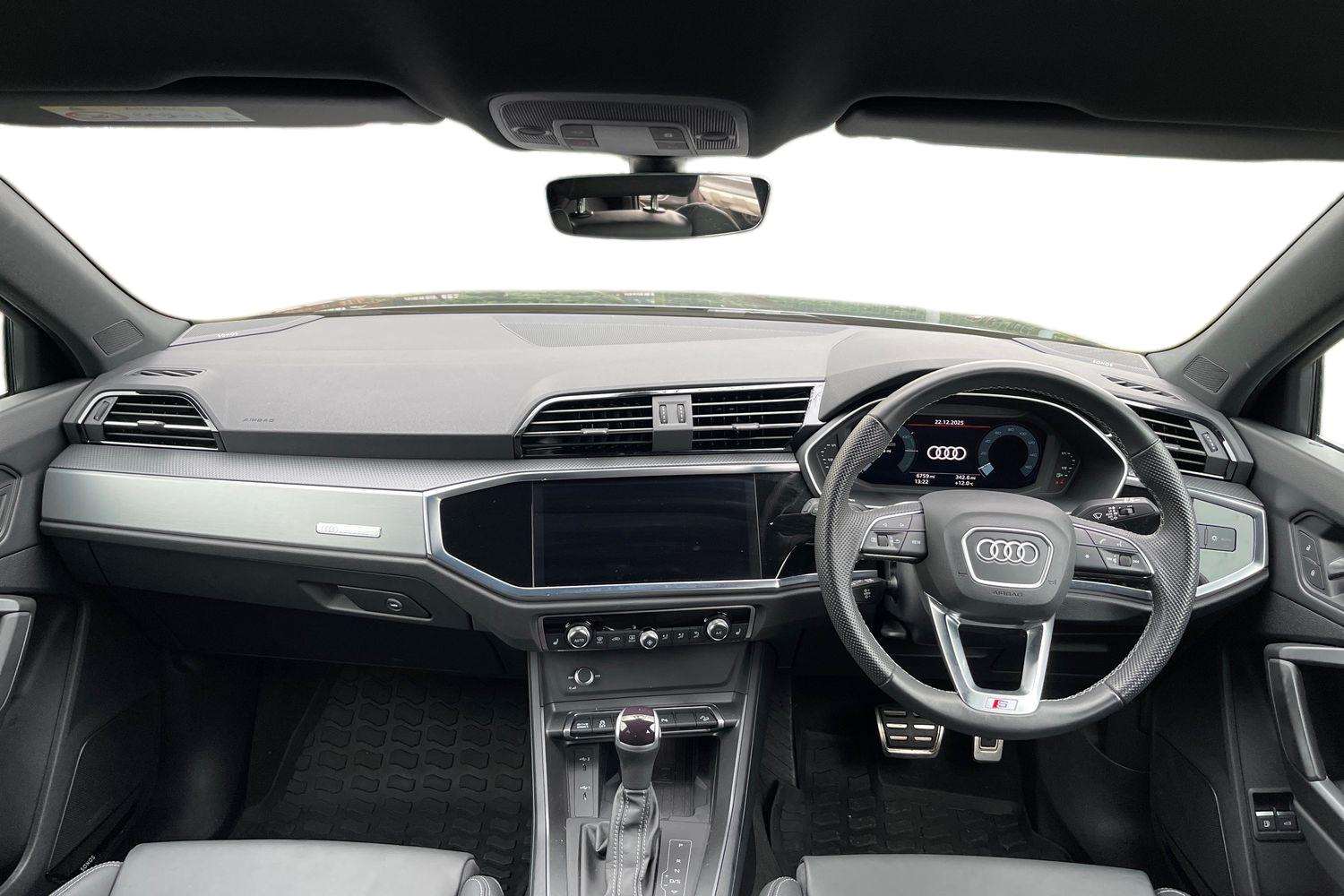 Used Audi Q3 2024 for sale - 76967838: Photo 19