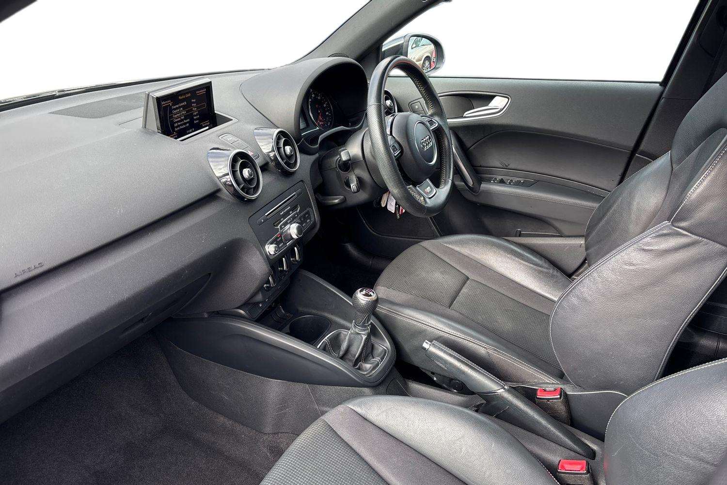 Used Audi A1 for sale - 77858165: Photo 2