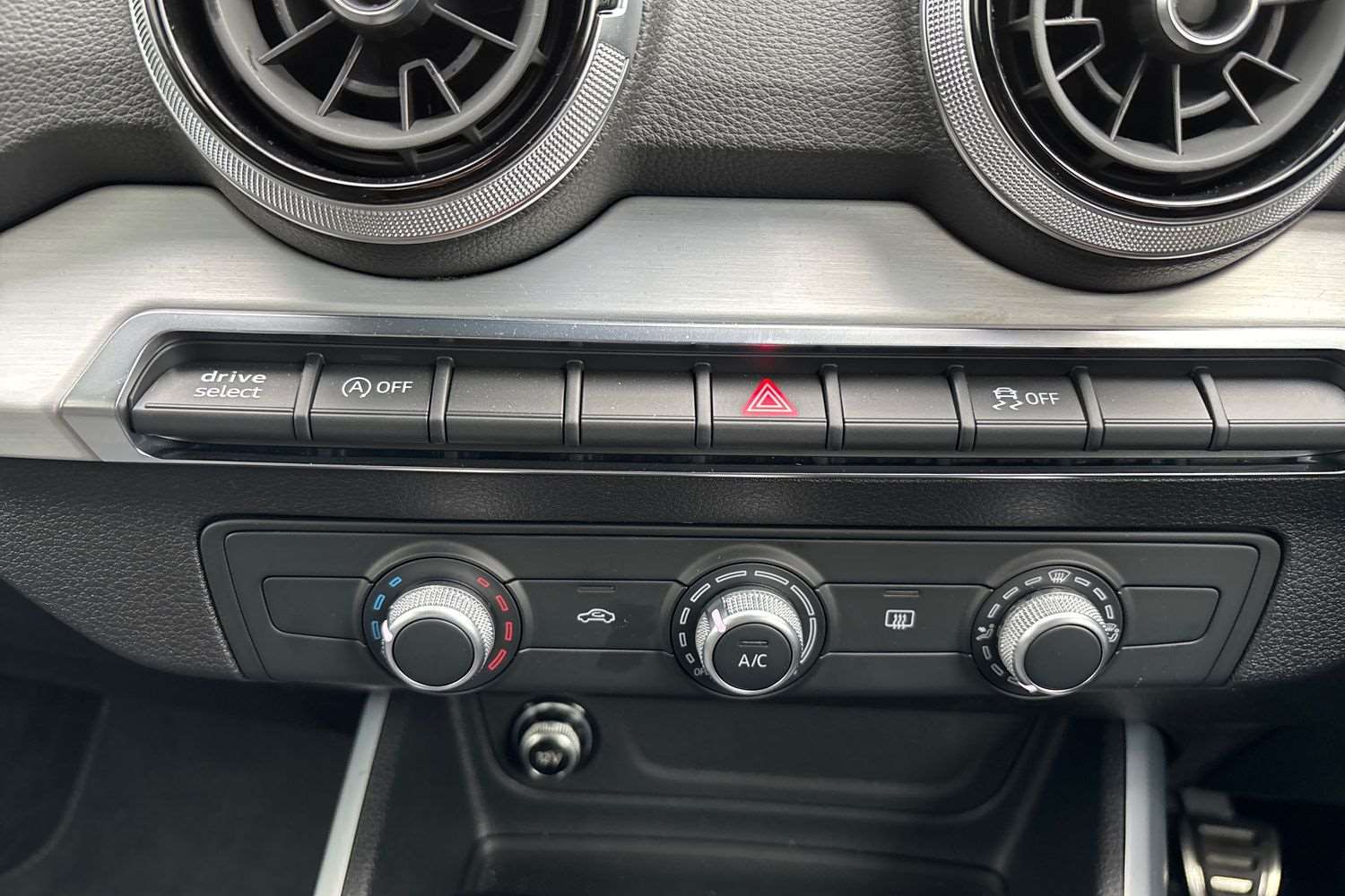 Used Audi Q2 2025 for sale - 76401354: Photo 34