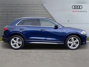 Used Audi Q3 2023 for sale - 75981360: Photo