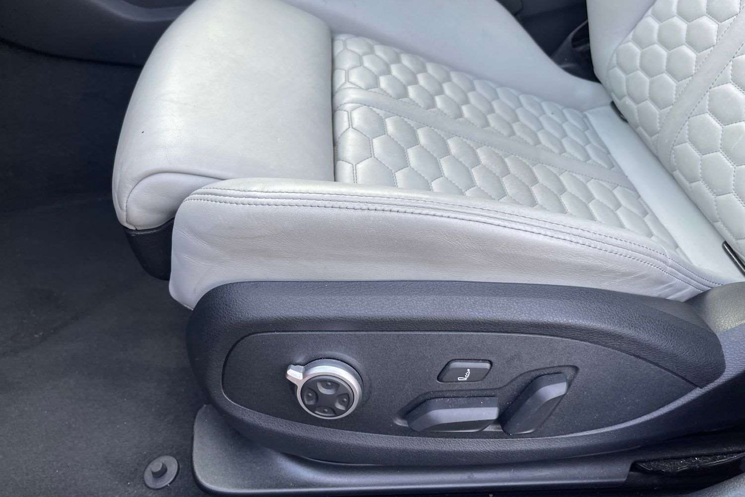 Used Audi RS4 2020 for sale - 77786989: Photo 31