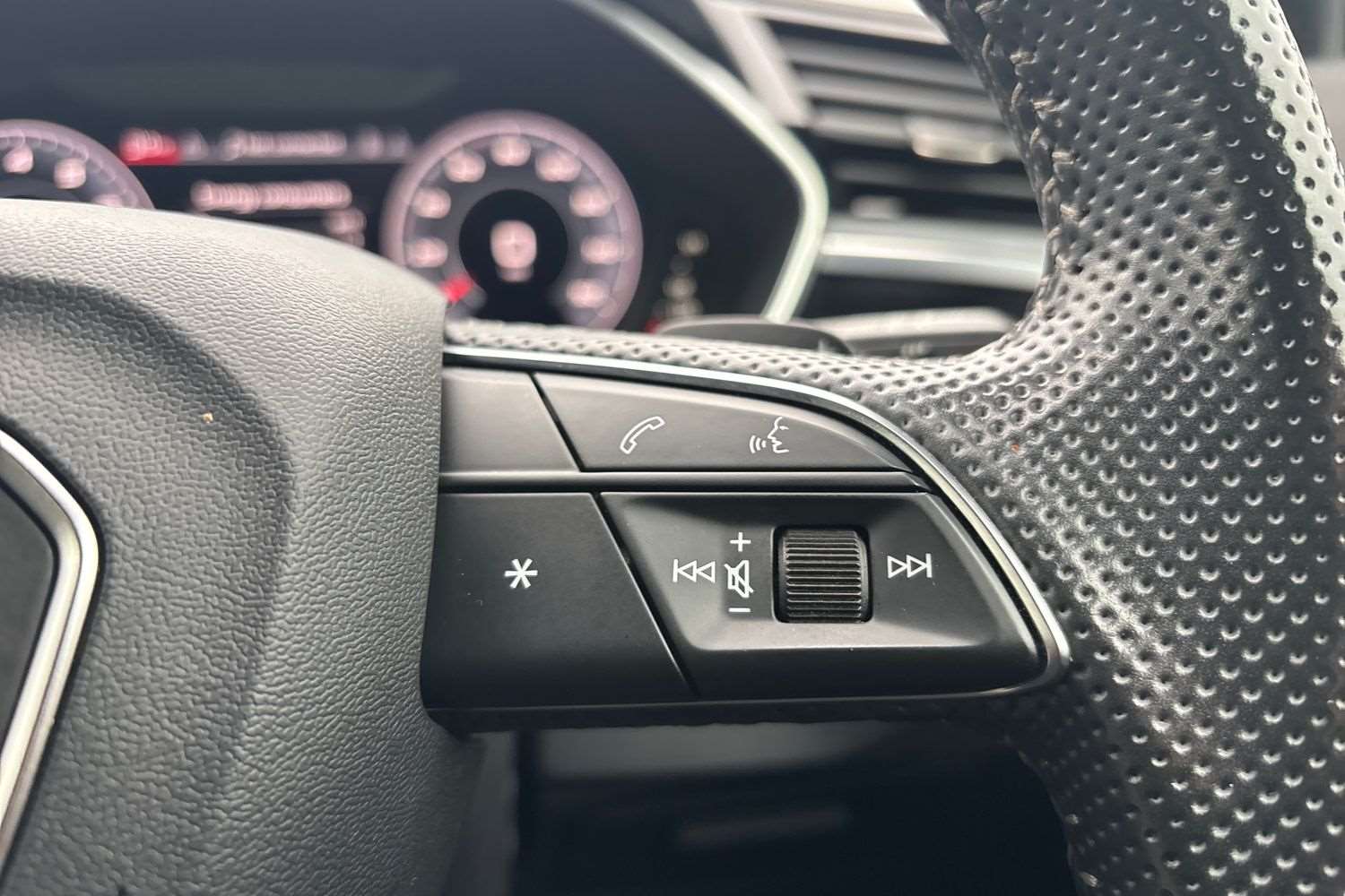 Used Audi Q3 2020 for sale - 76435803: Photo 17