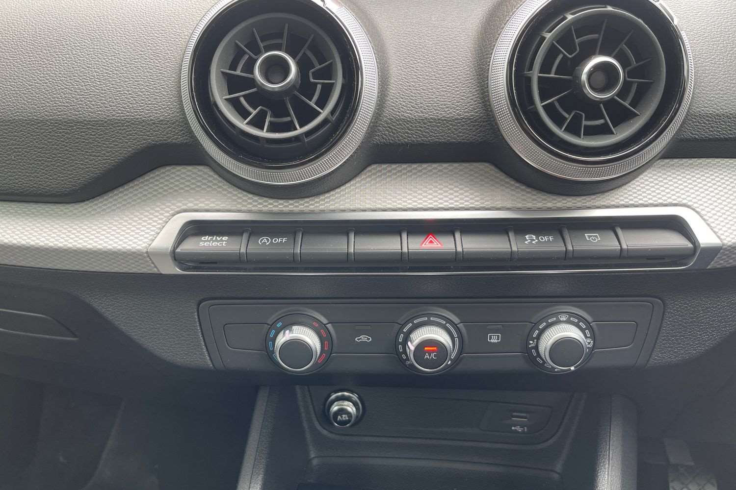 Used Audi Q2 for sale - 78104957: Photo 35