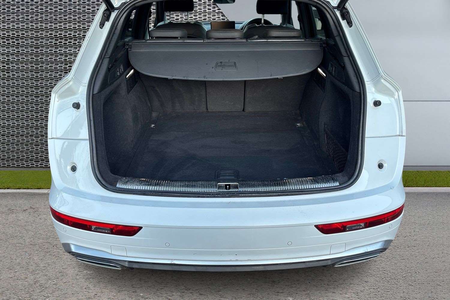 Used Audi Q5 2020 for sale - 76789182: Photo 13