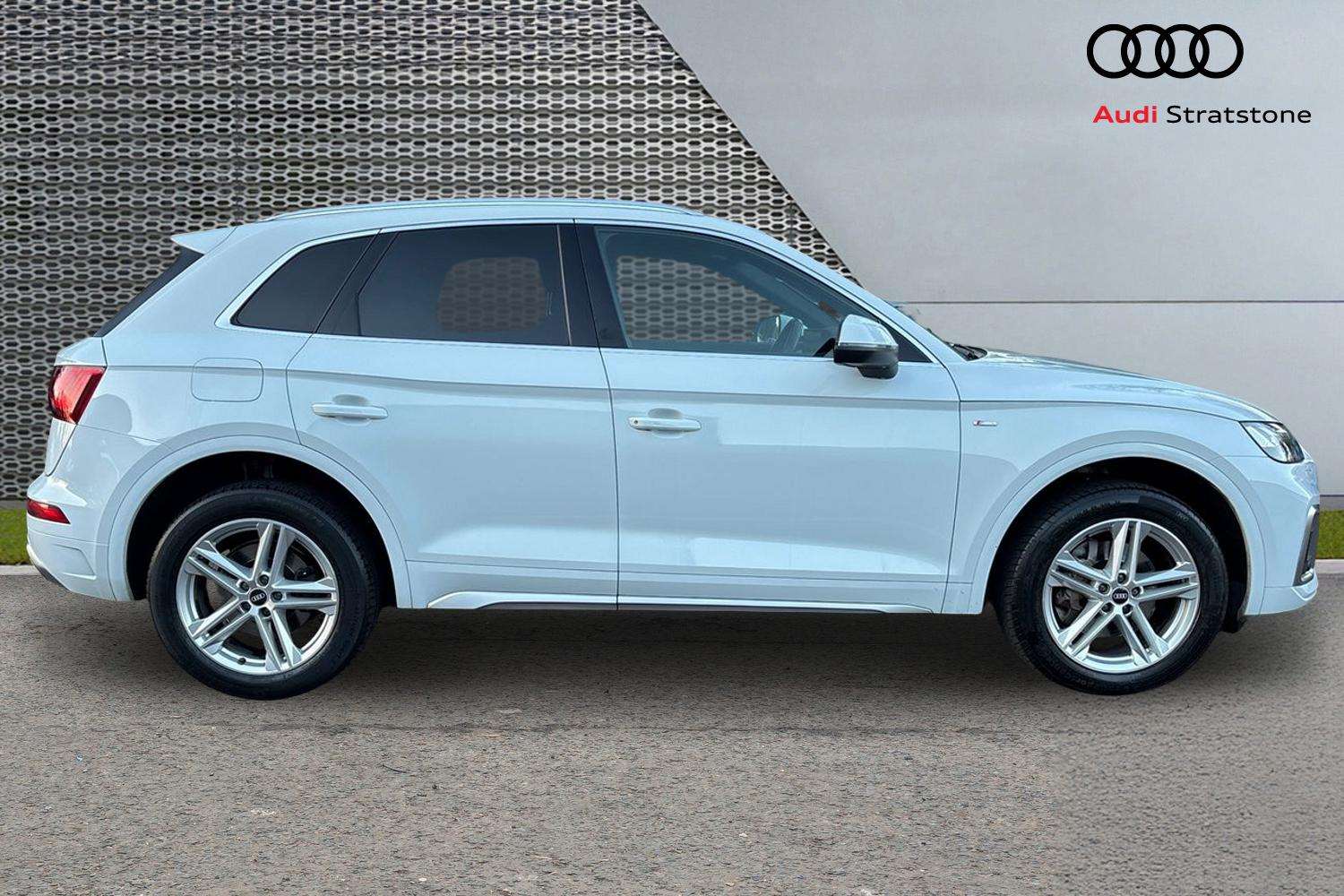 Used Audi Q5 2020 for sale - 76789182: Photo 4