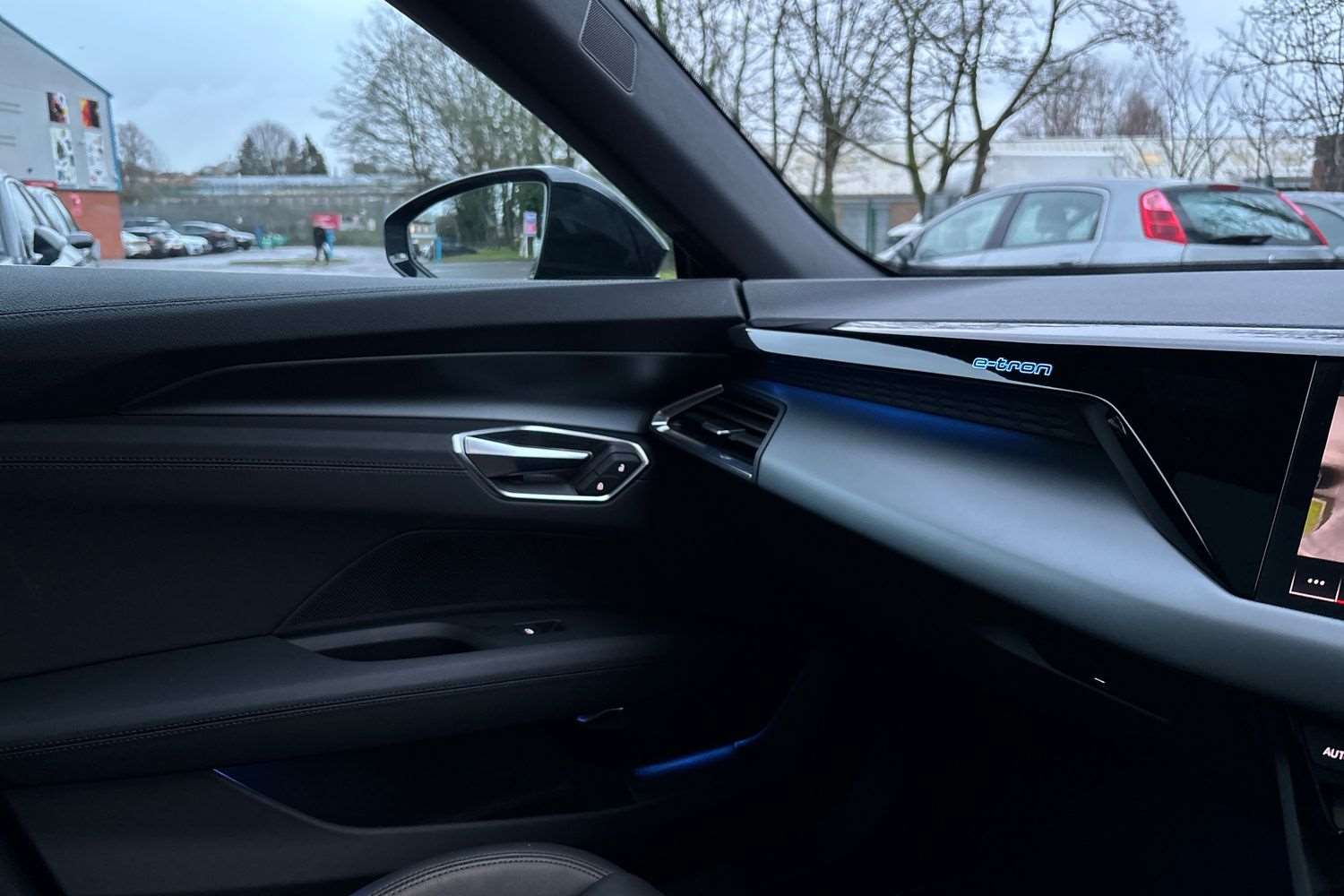 Used Audi e-tron GT 2023 for sale - 77219717: Photo 34