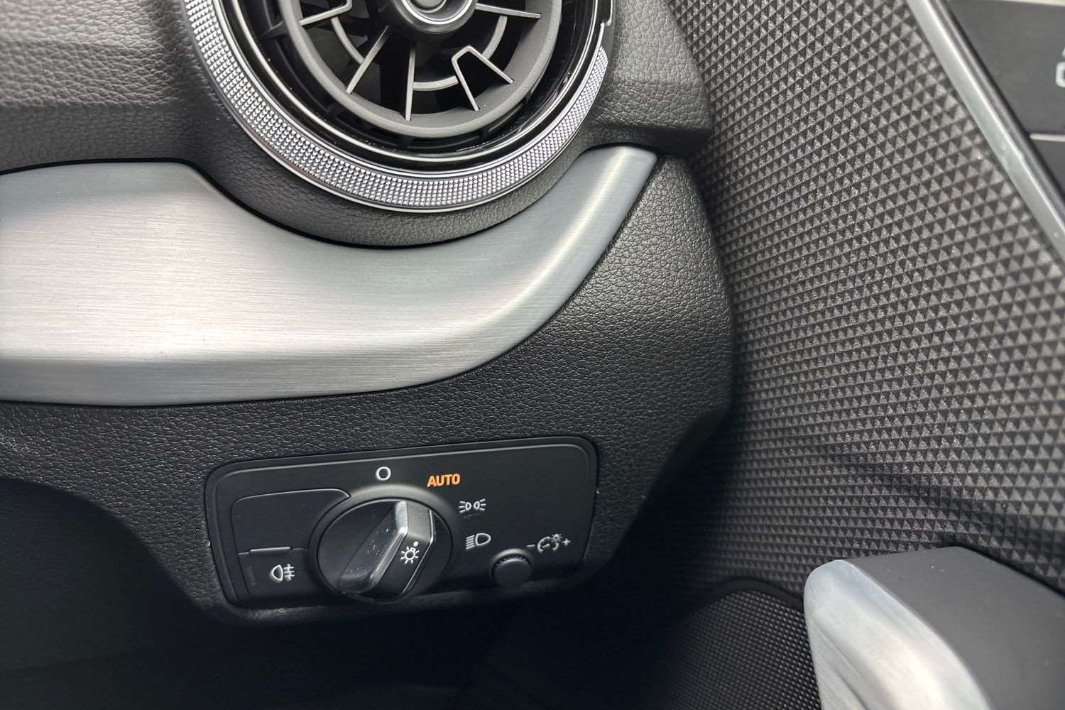 Used Audi Q2 2025 for sale - 77553232: Photo 35