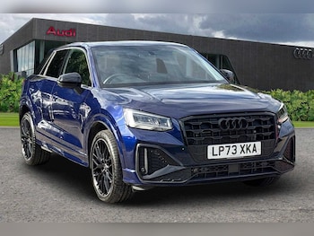 Audi - Q2