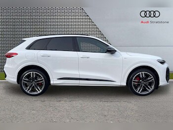 Used Audi Q5 2025 for sale - 77827315: Photo