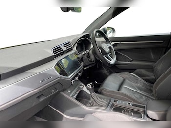 Used Audi Q3 2020 for sale - 75379329: Photo