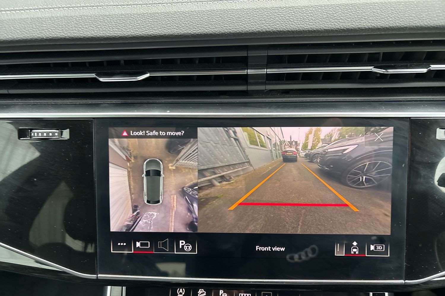 Used Audi Q8 2022 for sale - 76141528: Photo 29