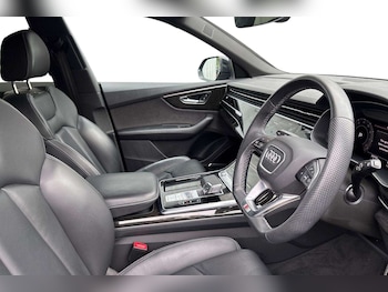 Used Audi Q8 2022 for sale - 76141528: Photo