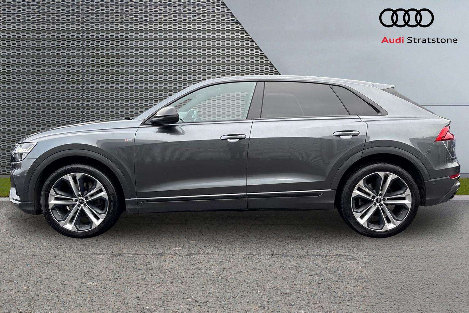Used Audi Q8 2022 for sale - 76141528: Photo 8