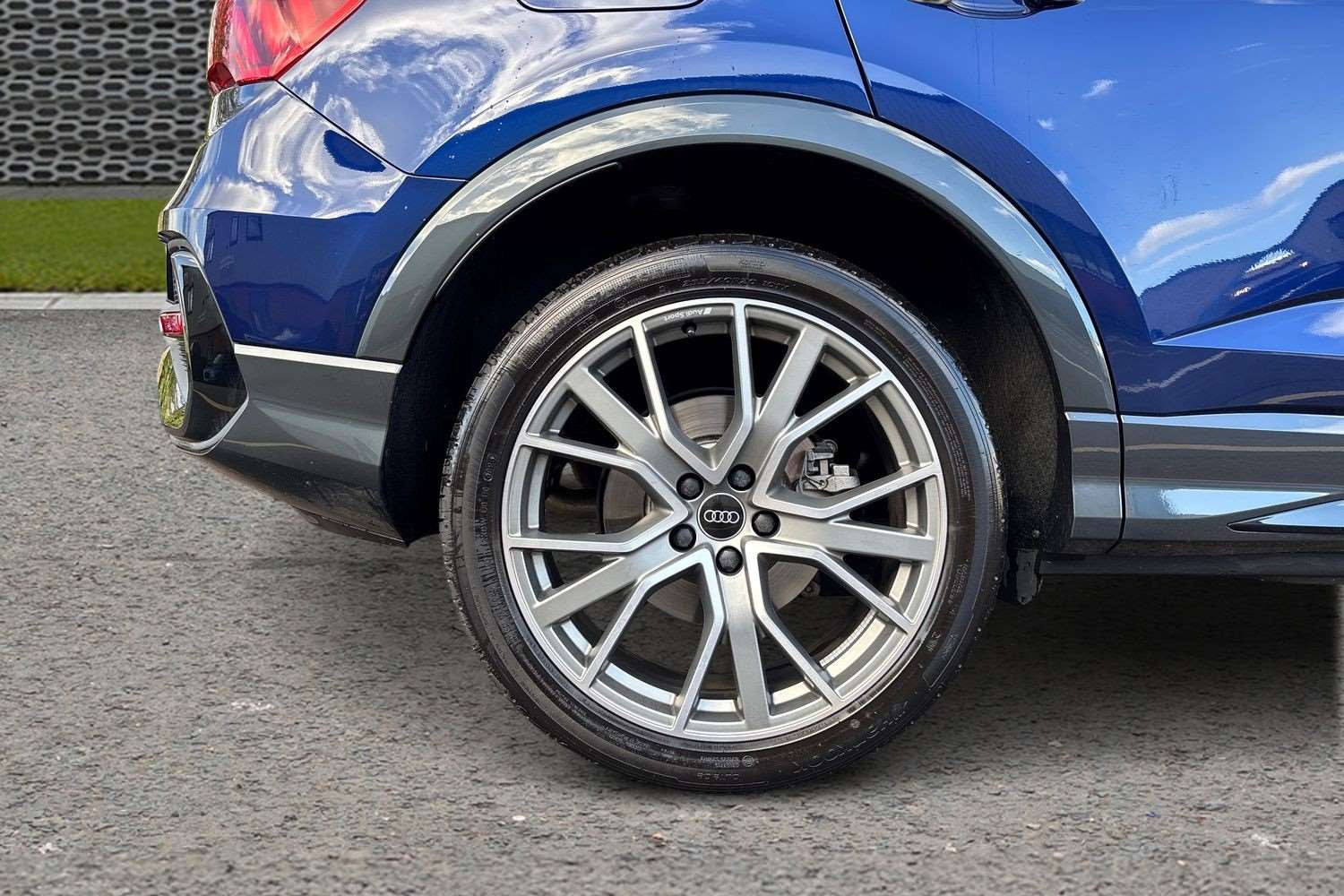 Used Audi Q3 2025 for sale - 76902462: Photo 10