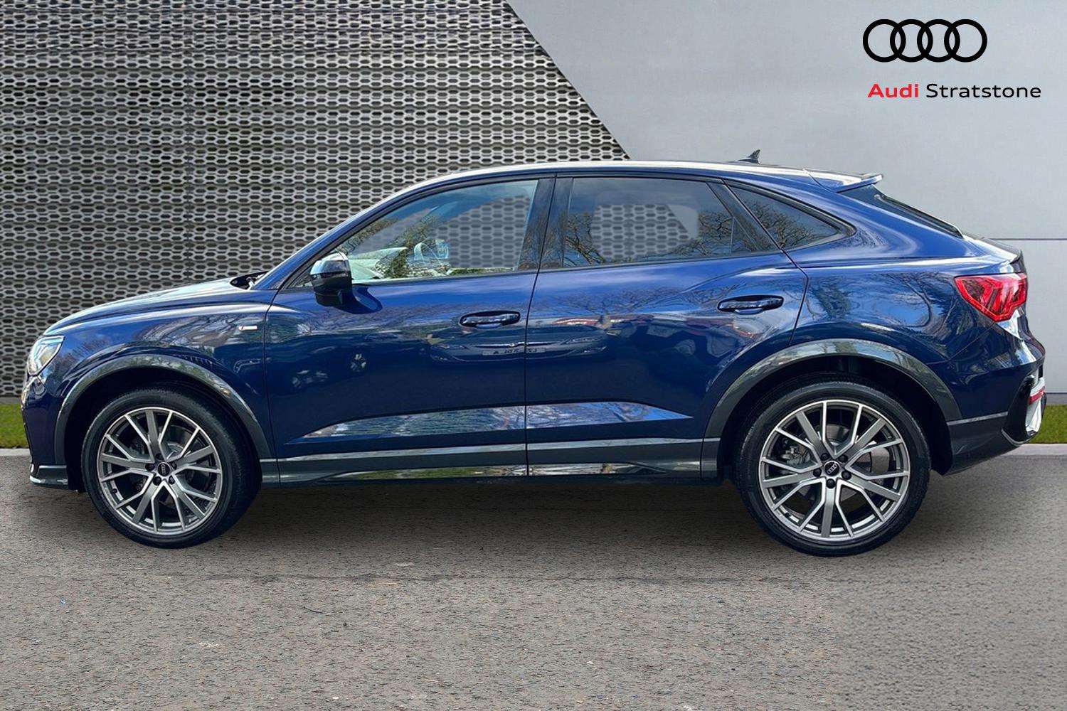 Used Audi Q3 2025 for sale - 76902462: Photo 8