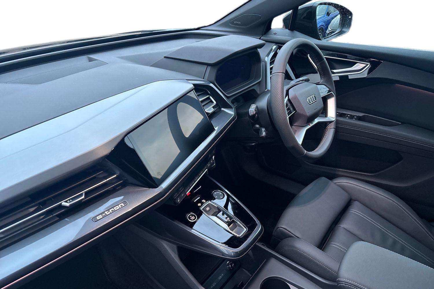 Used Audi Q4 e-tron 2025 for sale - 77347983: Photo 2