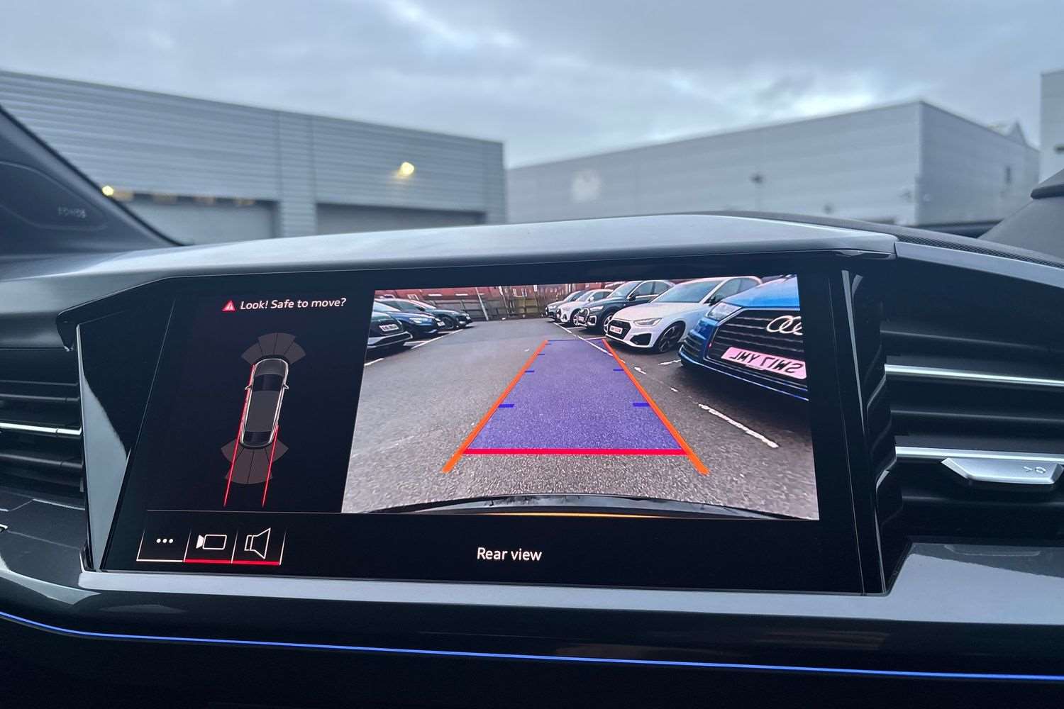 Used Audi Q4 e-tron 2025 for sale - 77347983: Photo 26