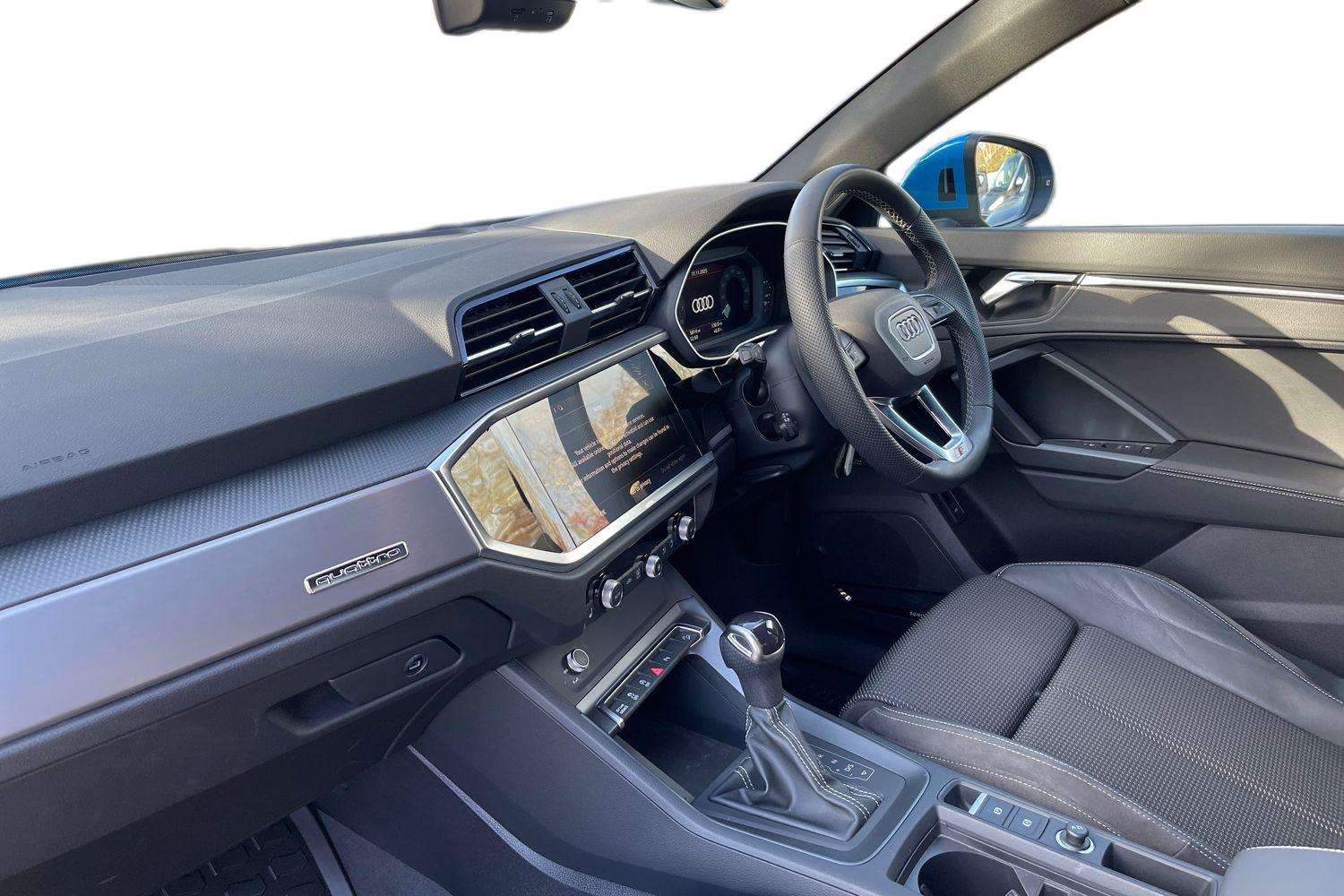 Used Audi Q3 2022 for sale - 76610676: Photo 2