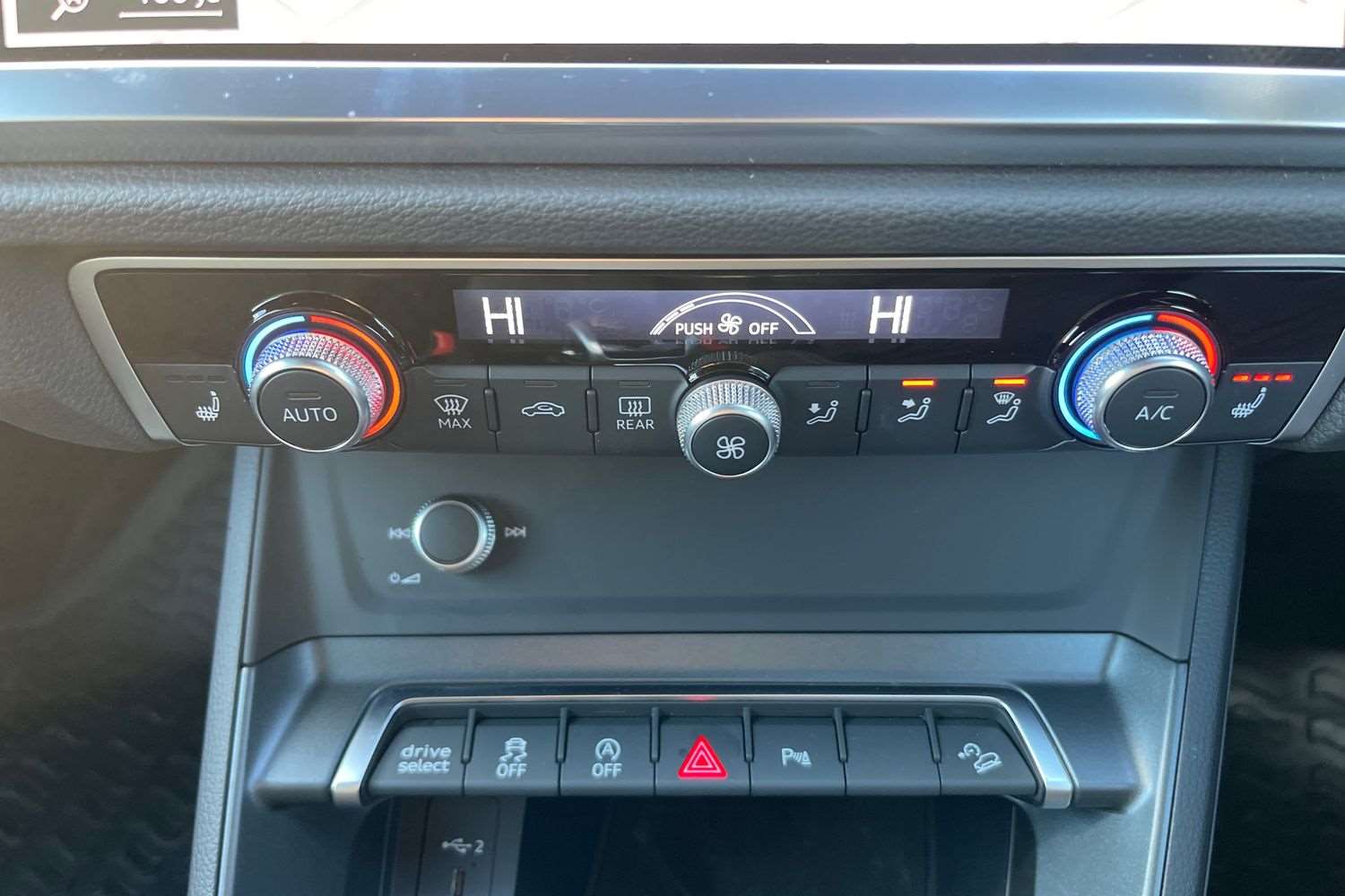 Used Audi Q3 2022 for sale - 76610676: Photo 33