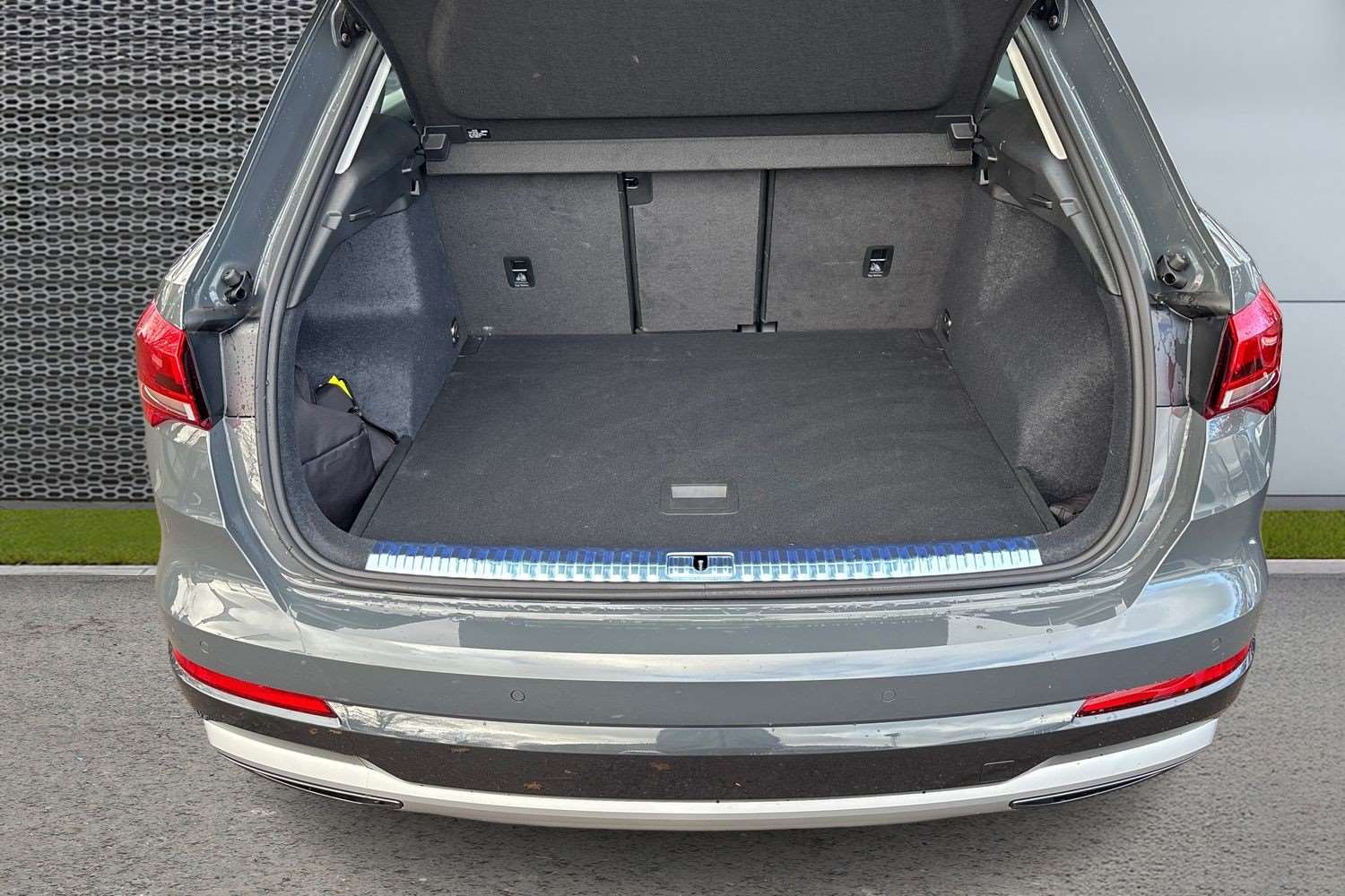 Used Audi Q3 for sale - 77257177: Photo 13