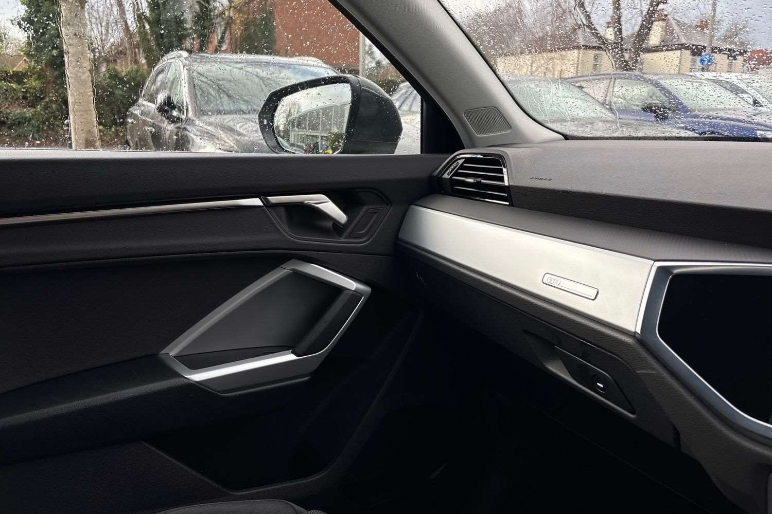 Used Audi Q3 for sale - 77257177: Photo 33