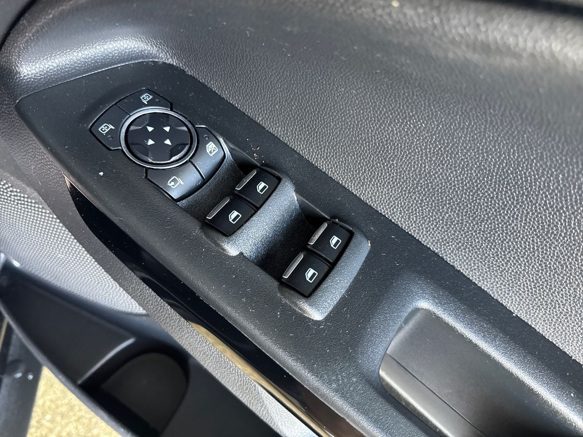 Used Ford Ecosport 2023 for sale - 77893905: Photo 24