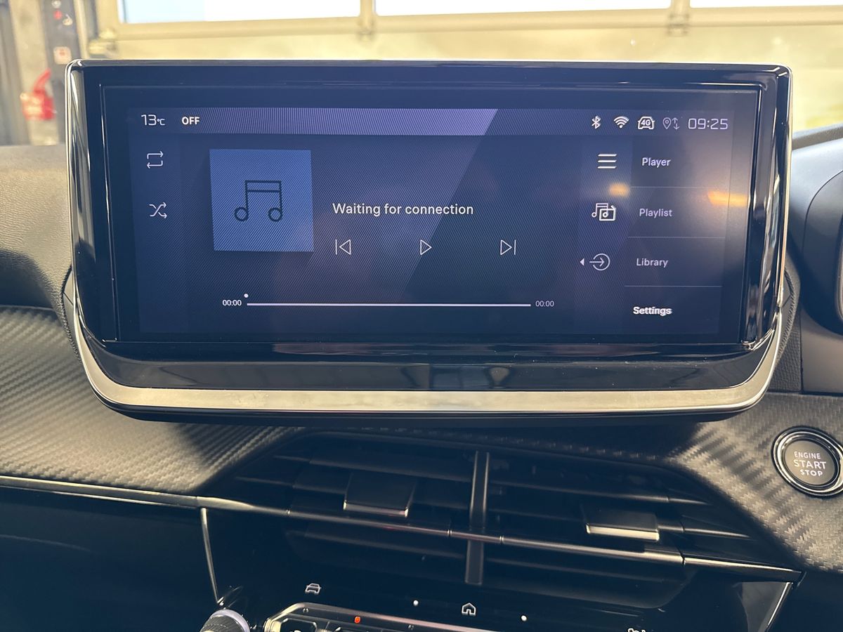 Used Peugeot 2008 2023 for sale - 77833409: Photo 25