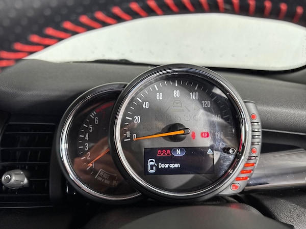 Used MINI Hatch 2016 for sale - 76312378: Photo 23