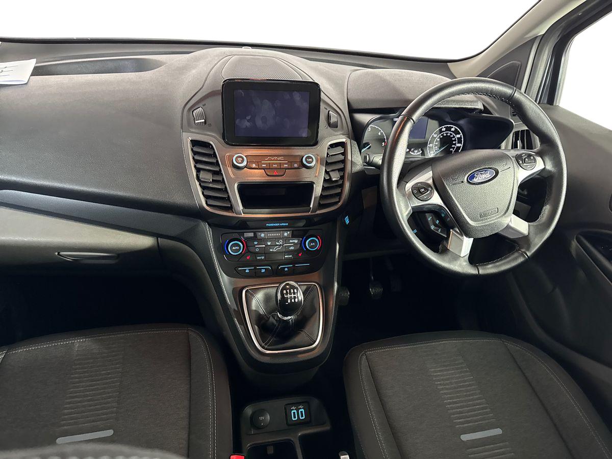 Used Ford Grand Tourneo Connect 2021 for sale - 76717272: Photo 19