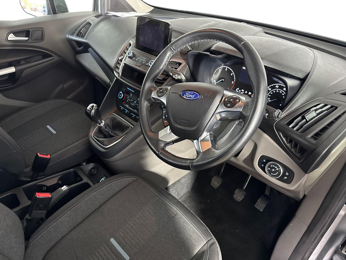 Used Ford Grand Tourneo Connect 2021 for sale - 76717272: Photo 22