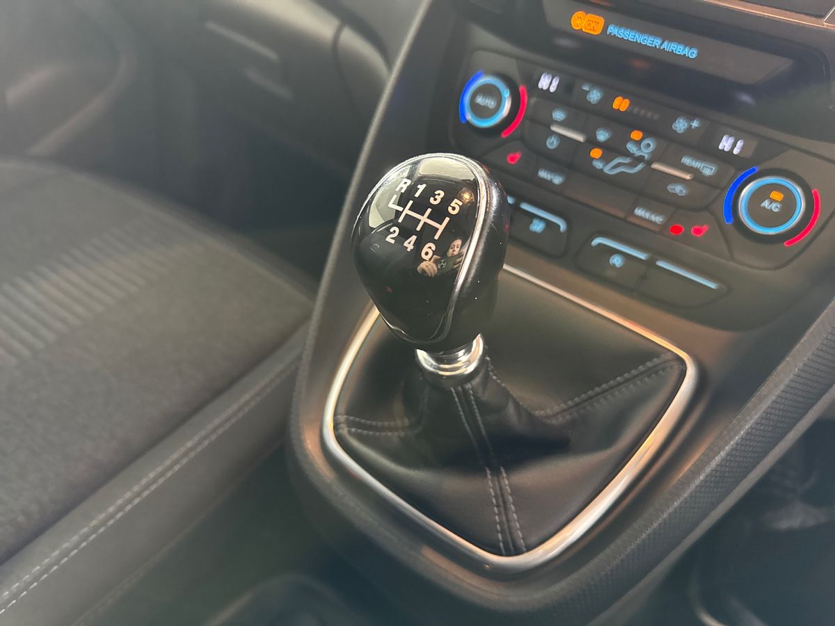 Used Ford Grand Tourneo Connect 2021 for sale - 76717272: Photo 27