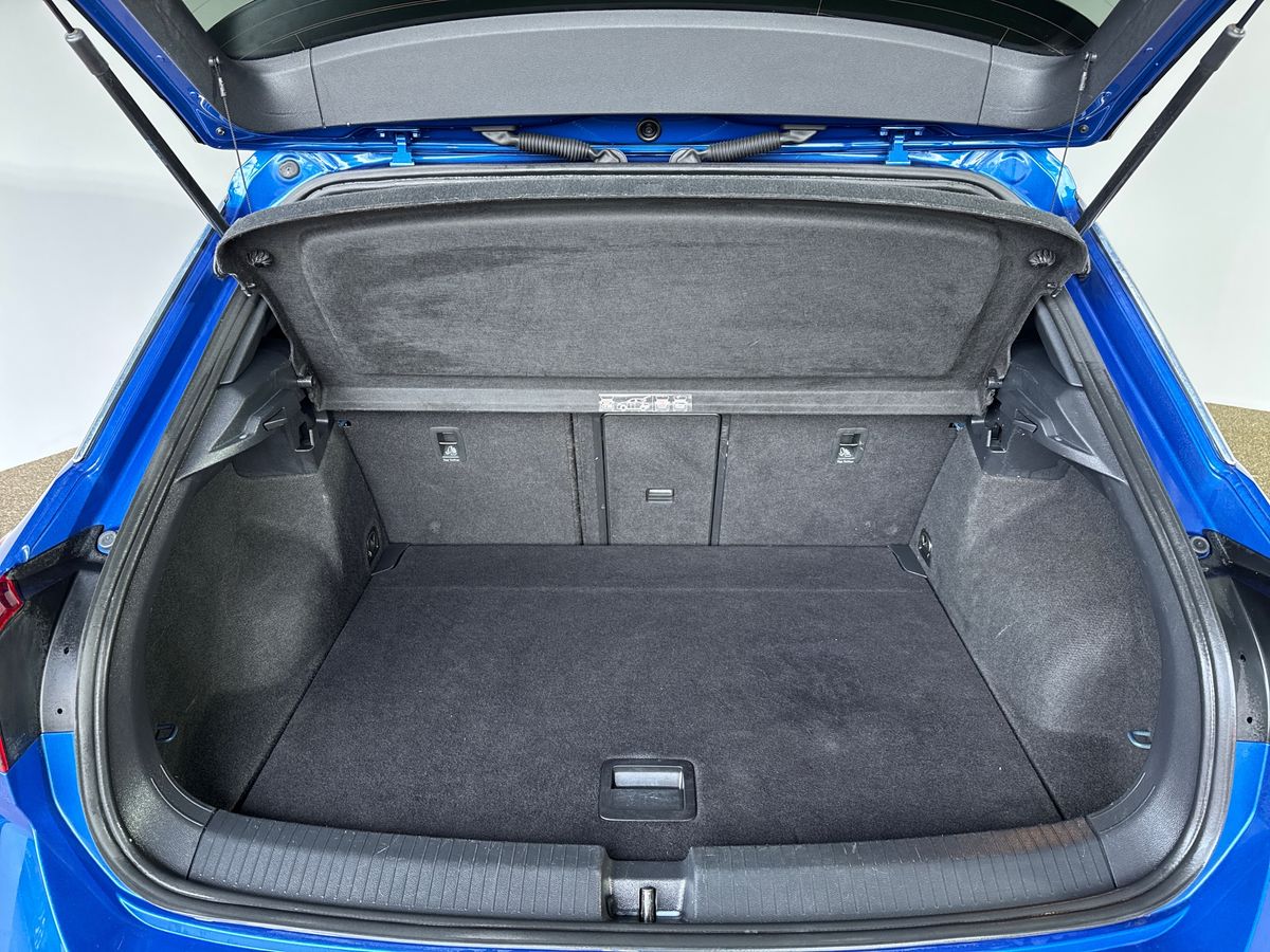 Used Volkswagen T-Roc 2021 for sale - 76355234: Photo 17