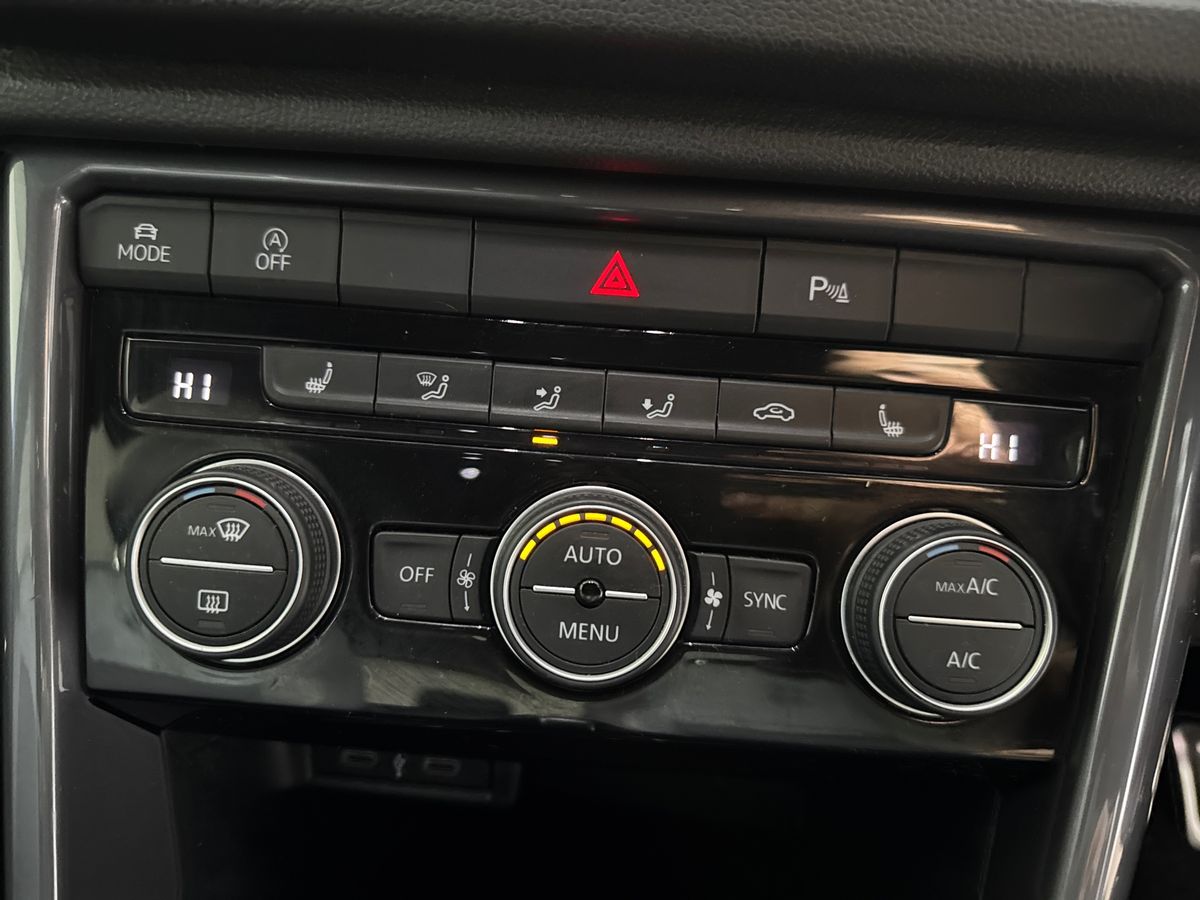 Used Volkswagen T-Roc 2021 for sale - 76355234: Photo 26