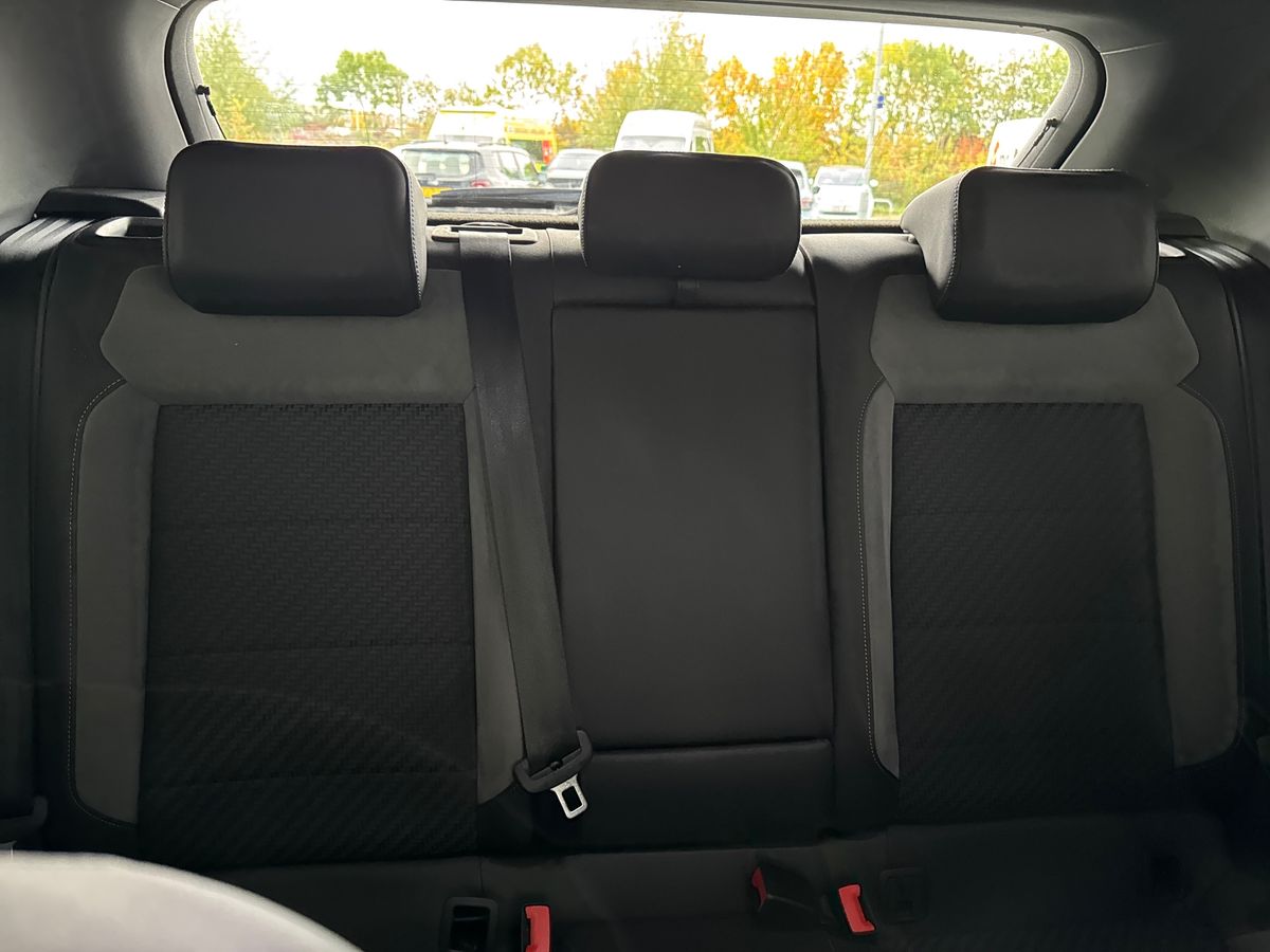 Used Volkswagen T-Roc 2021 for sale - 76355234: Photo 28