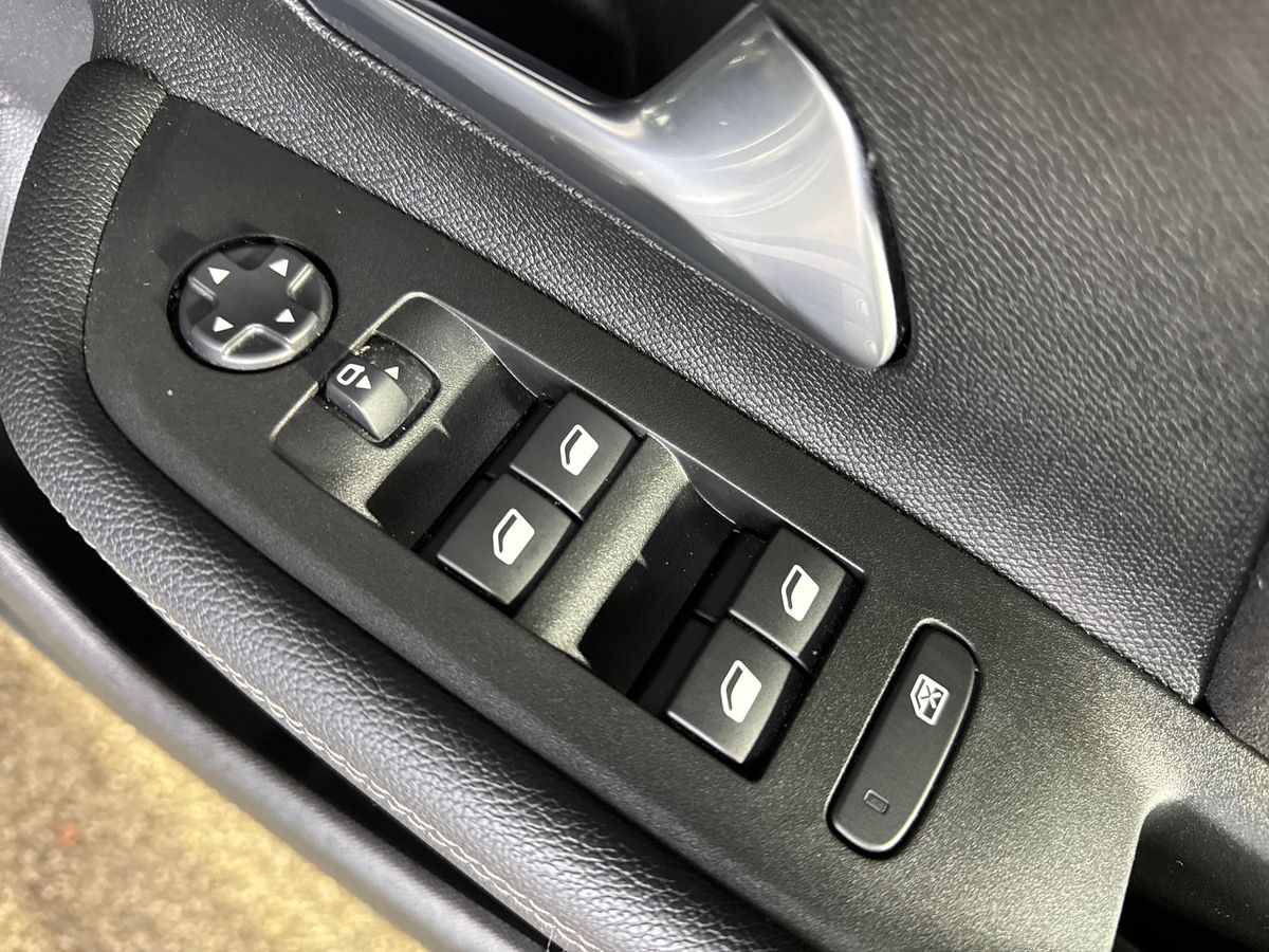 Used Vauxhall Mokka 2023 for sale - 77665006: Photo 24