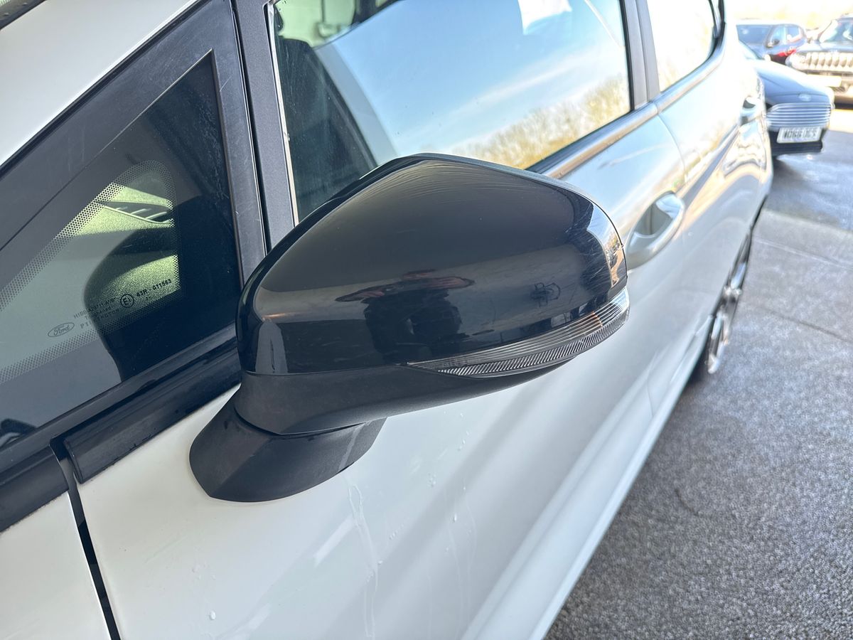 Used Ford Fiesta 2018 for sale - 77971806: Photo 29