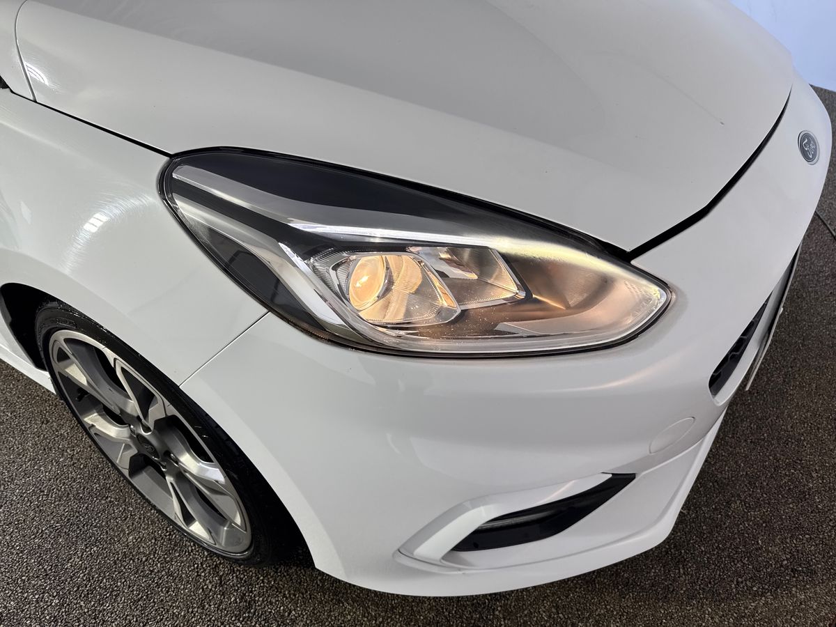 Used Ford Fiesta 2018 for sale - 77971806: Photo 32