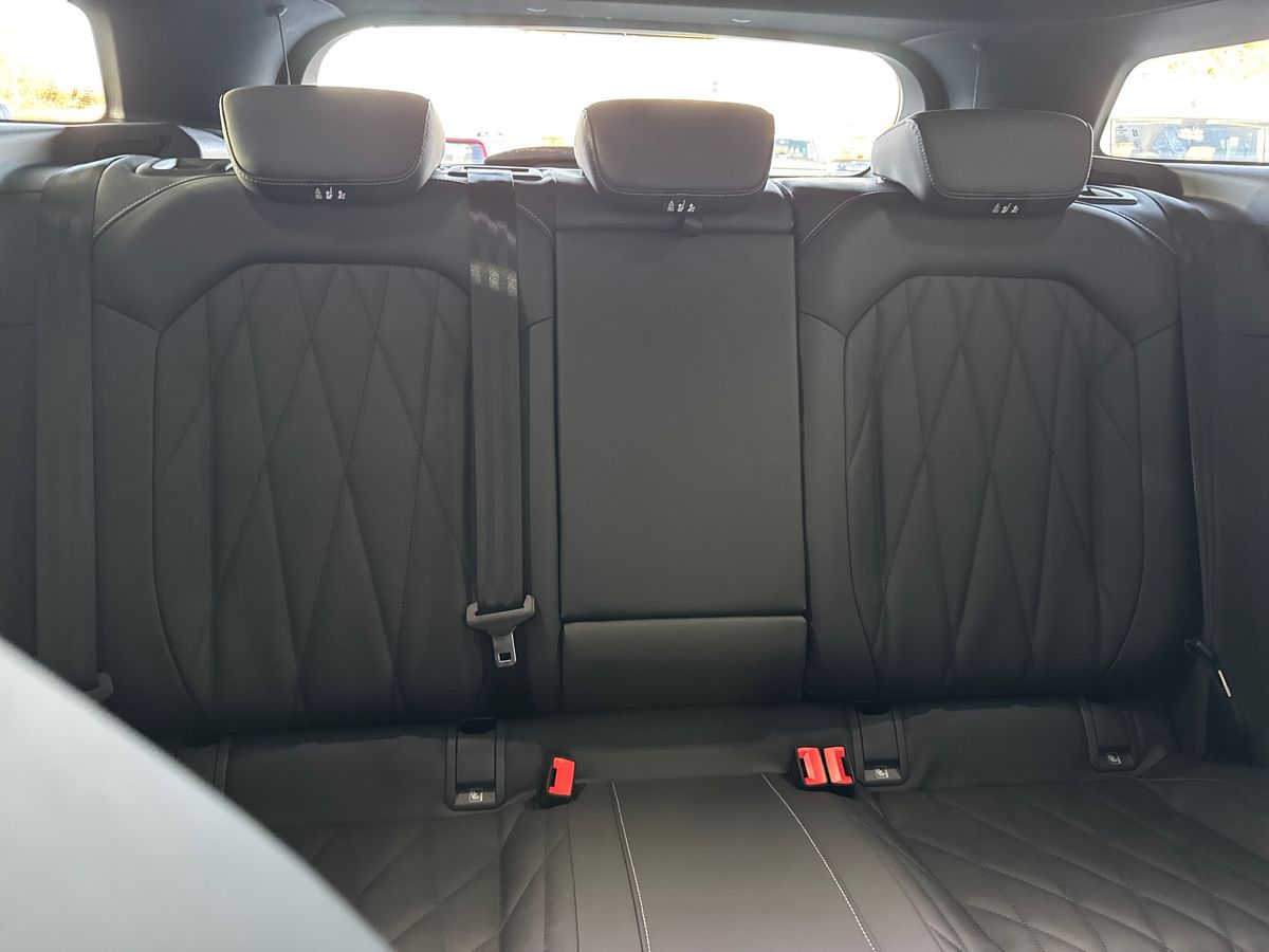 Used Ford Explorer 2025 for sale - 76894572: Photo 28