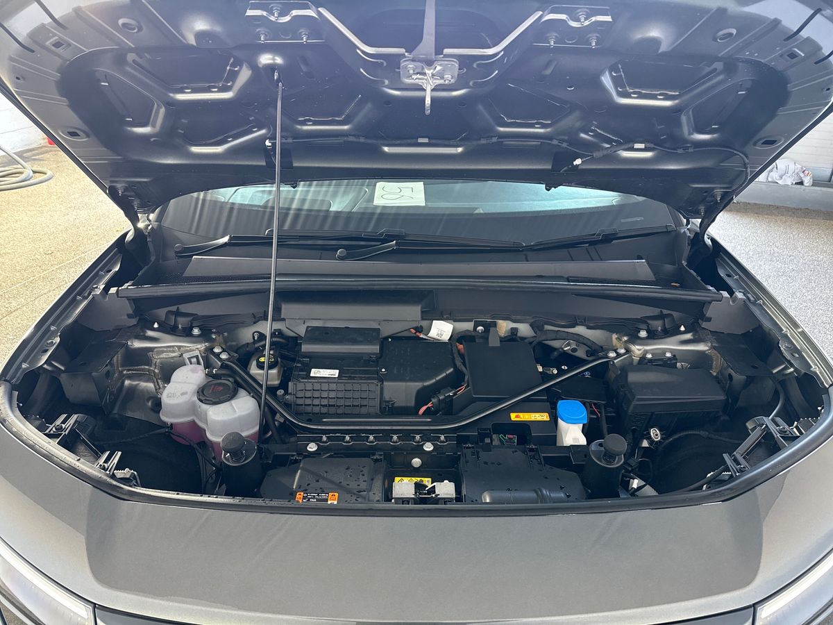 Used Ford Explorer 2025 for sale - 76894572: Photo 33