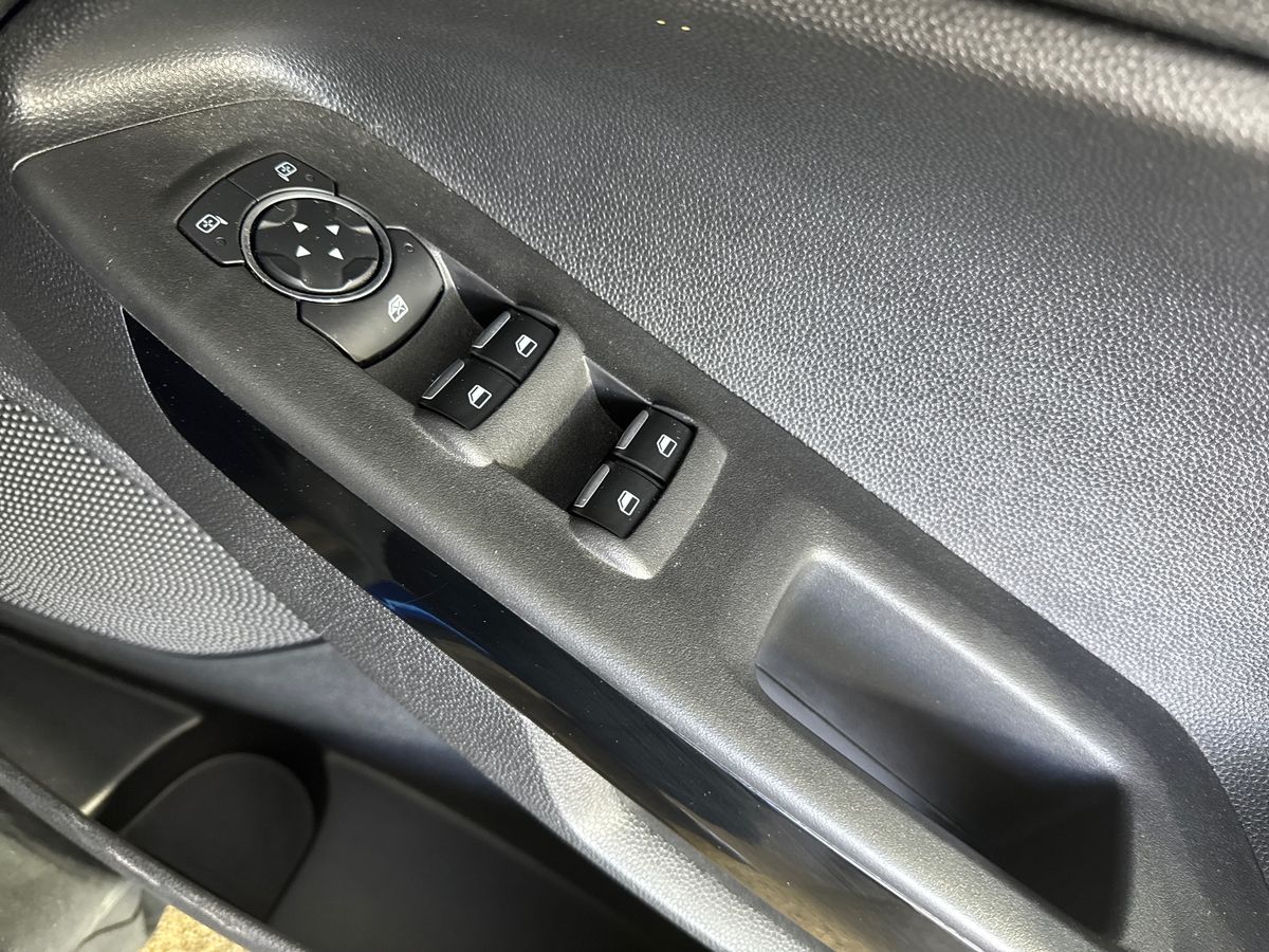 Used Ford Ecosport 2023 for sale - 78059719: Photo 24